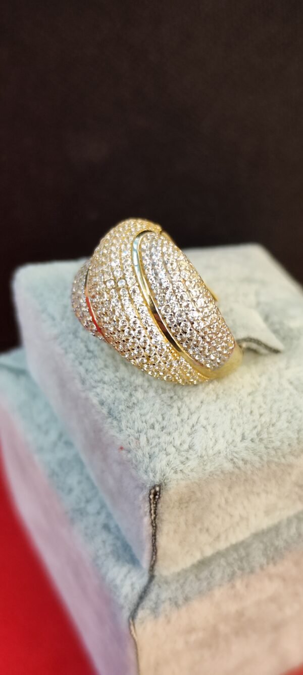 ANILLO MUJER EN ORO 18K CON BRILLANTES