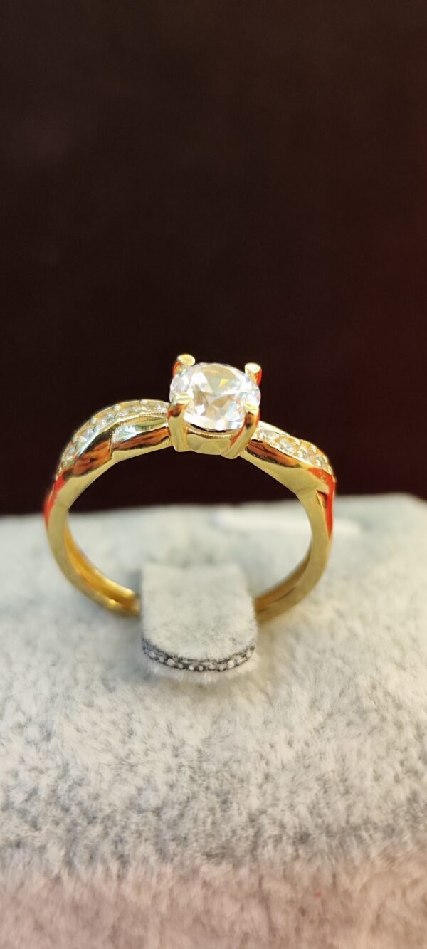 ANILLO COMPROMISO DE ORO 18K Y BRILLANTE