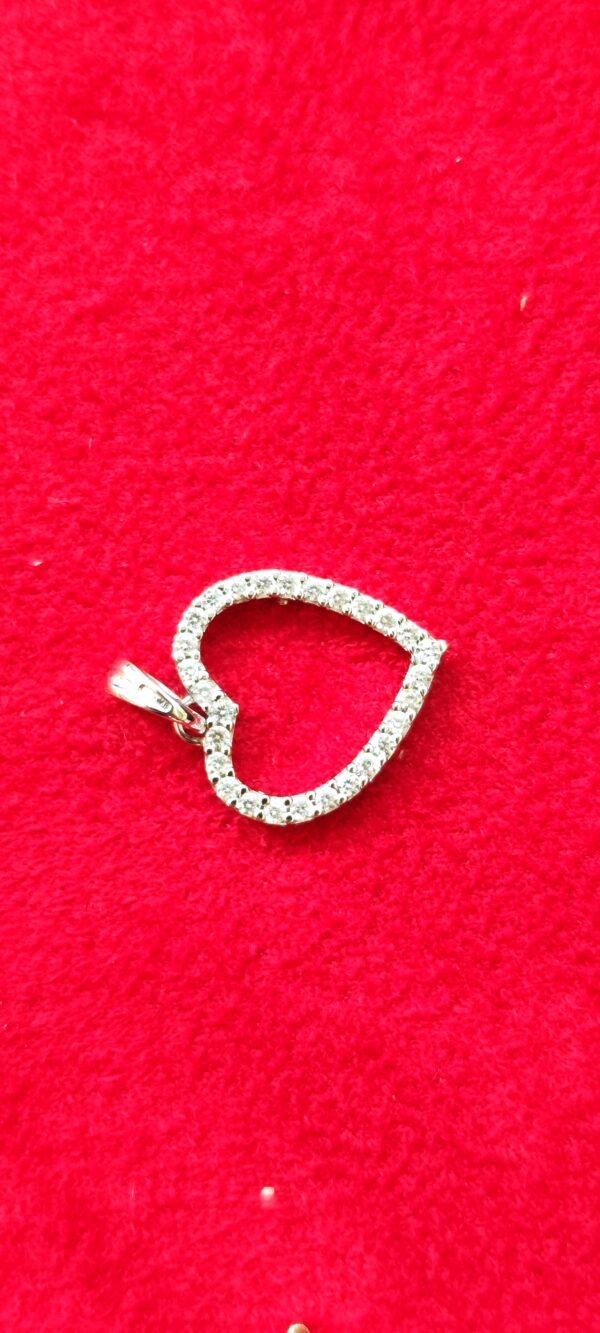 COLGANTE CORAZON ORO BLANCO Y BRILLANTES