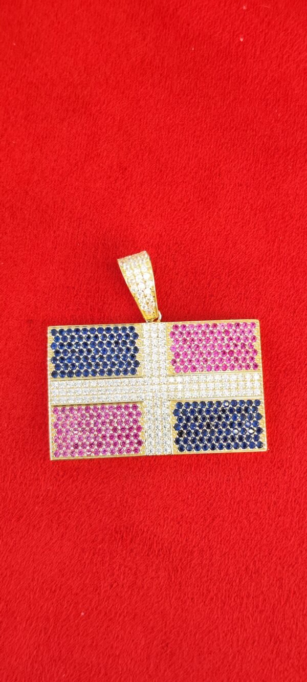 COLGANTE BANDERA REPUBLICA DOMINICANA ORO 18K